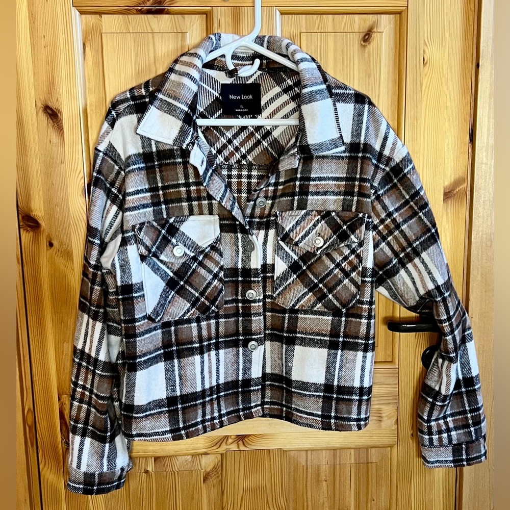 Short Plaid Jacket - Brown and White